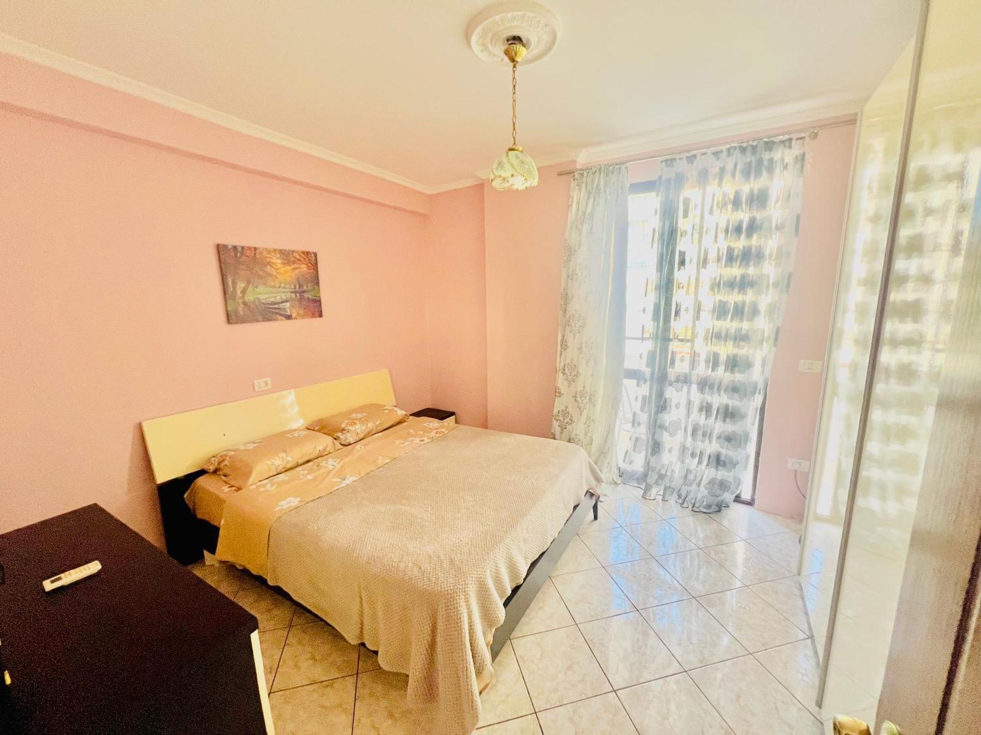 Lovely 3-Bedroom Rental Unit In Durrës Eksteriør bilde