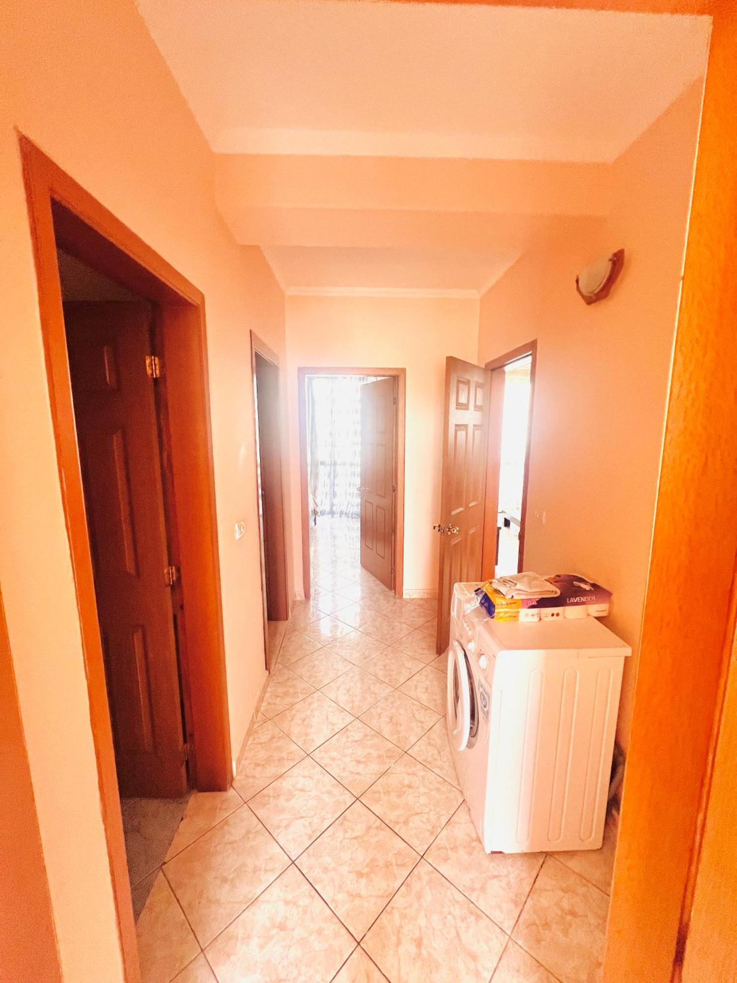 Lovely 3-Bedroom Rental Unit In Durrës Eksteriør bilde